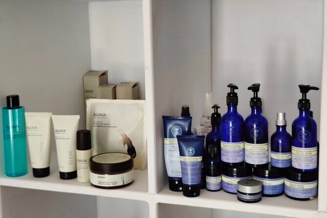 Akrotiri: 2-Hrs Face & Body Ritual, Pool access, wine & fruits - The Bottom Line