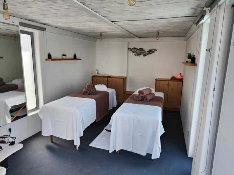 Akrotiri: Departure Day Spa Package w Massage & Pool Access - FAQs