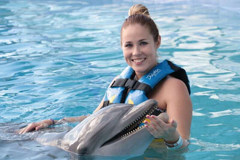 Akumal: Dolphin Encounter - Key Points