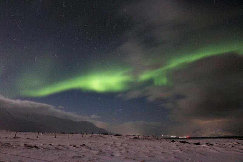 Akureyri: Hunt for the Northern Lights Photography Tour - The Experience: What to Expect