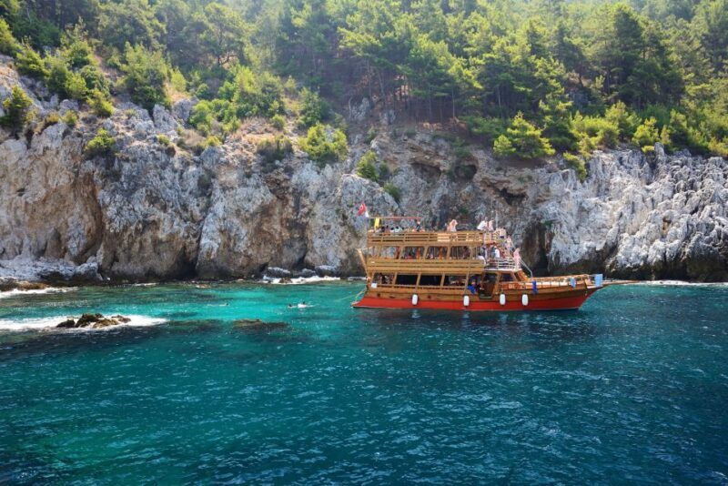 Alanya: Boat Trip with Lunch, Drinks, and Swim Stops - The Return and Sunset Views