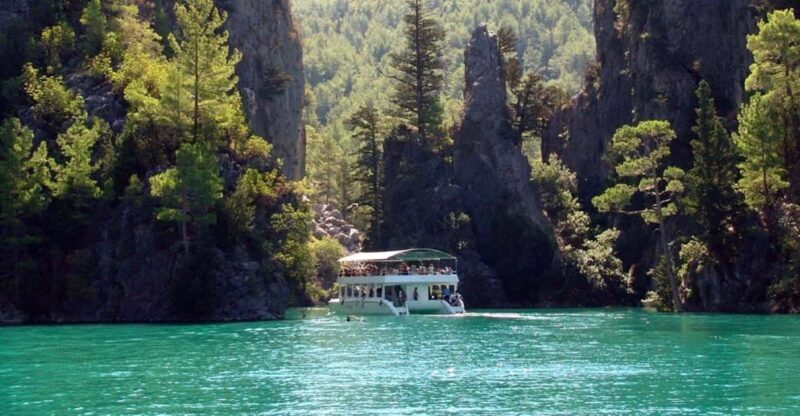 Alanya: Green Canyon Boat Trip with Lunch and Hotel Pickup - Who Is This Trip Best For?