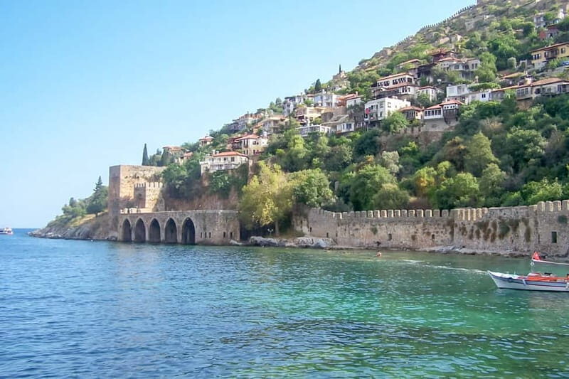 Alanya: Pirate Boat with Transfer, Lunch & Unlimited Drinks - Who Will Love This Tour?