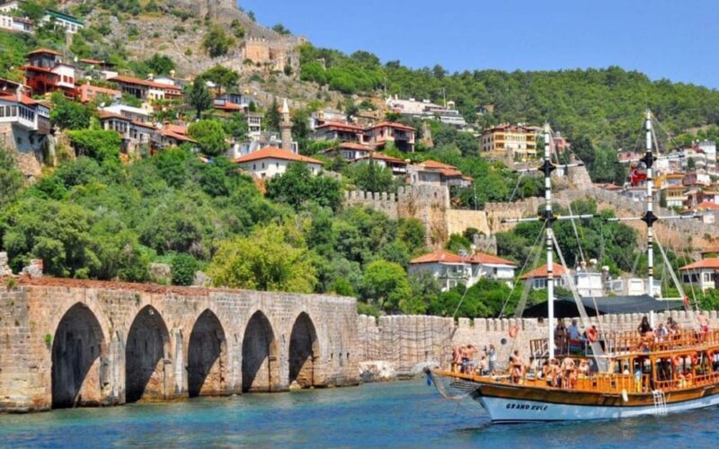 Alanya Relaxing Family Boat Tour Without Foam And Loud Music - FAQs: Your Quick Guide