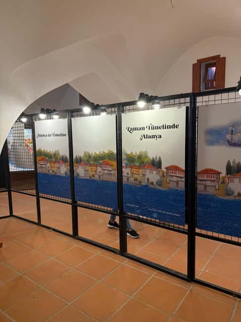 Alanya Sunset Tour: Cable Car, Castle & Kleopatra Beach - The Sum Up