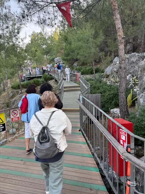 Alanya Sunset Tour: Cable Car, Castle & Kleopatra Beach - FAQ