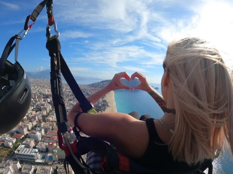 Alanya: Tandem Paragliding Flight to Cleopatra Beach - What the Reviews Reveal