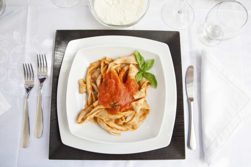 Alberobello: Dining Experience at a Local's Home - Key Points