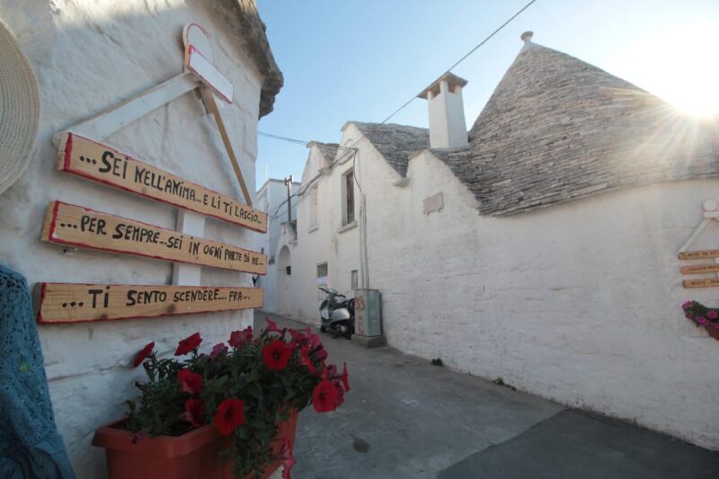 Alberobello: Private or Group 2-hour Walking Tour - Discovering Alberobello on a 2-Hour Walk