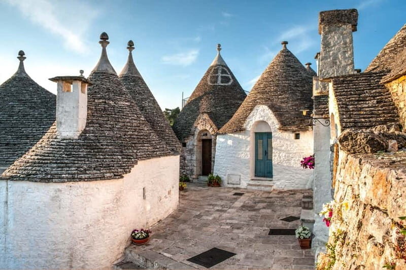 Alberobello: Tour guidato della città dei Trulli - The Sum Up