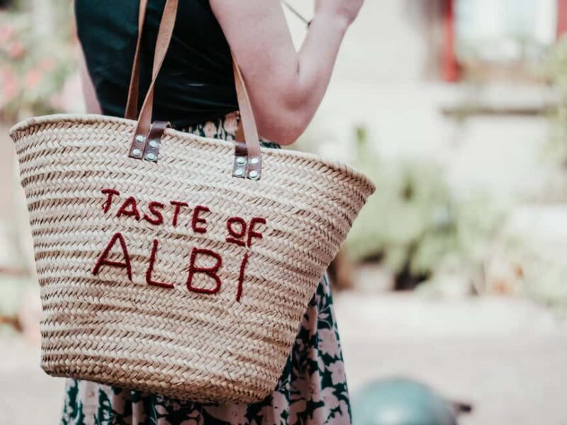 Albi: Food and Market Tour with Tastings and Historic Walk - Key Points