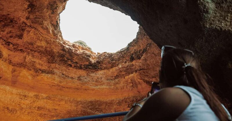 Albufeira: 2.5-Hour Dolphin Watching and Caves Trip - A Detailed Look at the Experience