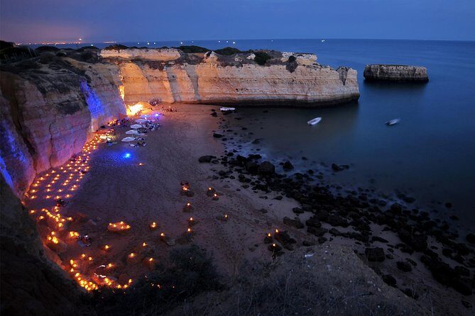Albufeira: 6-Hour Sunset Dinner Catamaran Cruise with Open Bar - Who Should Book This?