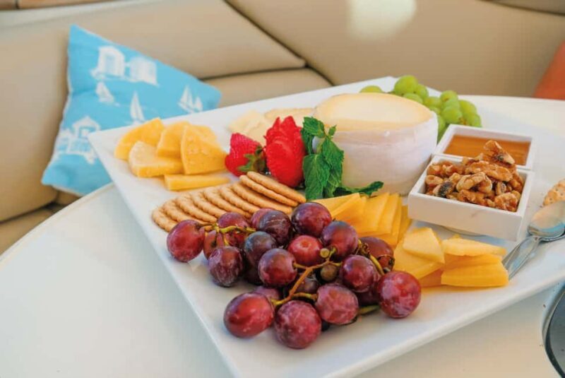 Albufeira: Algarve Full Day Private Yacht Charter - Food and Drinks: A Culinary Touch