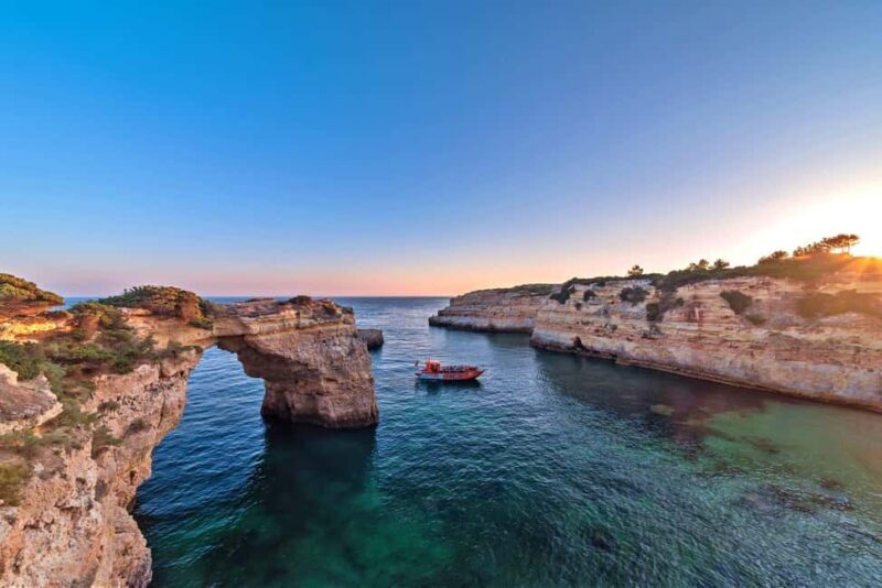 Albufeira: Benagil Cave Sunset Cruise - Key Points