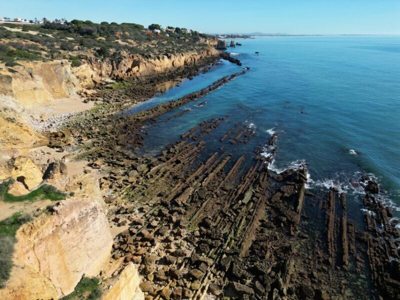 Albufeira Coastline Hiking - Small Group - Who Should Consider This Experience?