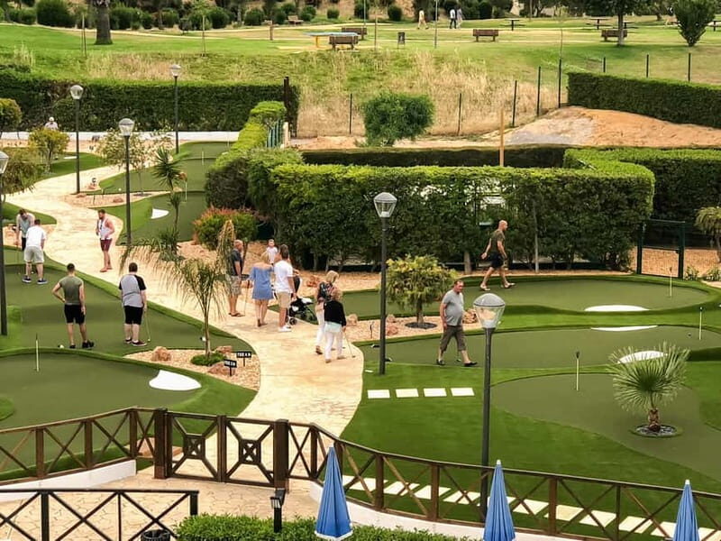 Albufeira: MiniGolf Adventure Park Entry Ticket - What Can You Expect During Your Visit?