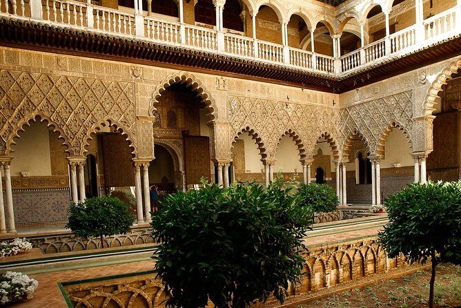 Alcázar and Jewish Quarter Guided Walking Tour in Seville - What Makes This Tour Worth Considering?