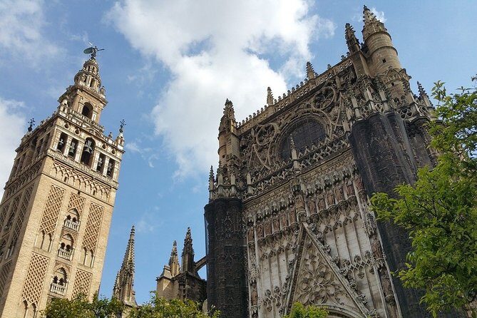 Alcazar, Cathedral and Giralda + Santa Cruz - FAQ