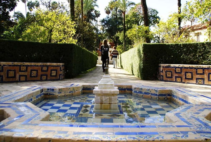 Alcazar & Cathedral of Seville Exclusive Group max. 9 guests - What to Expect: The Day in Detail