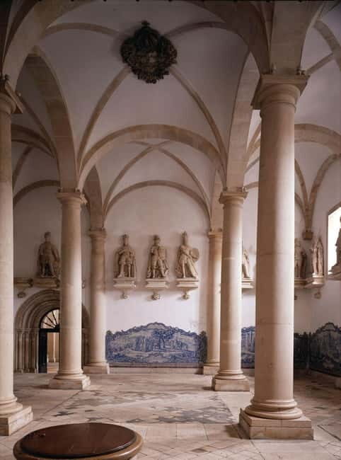 Alcobaça: Entry to UNESCO Alcobaça Monastery - A Deep Dive into the Alcobaça Monastery Tour