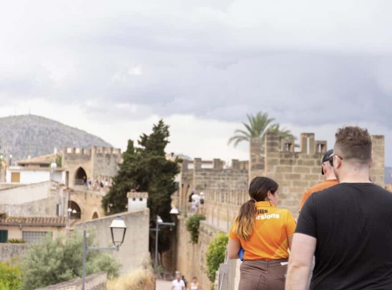 Alcudia Old Town Private Tour - FAQs