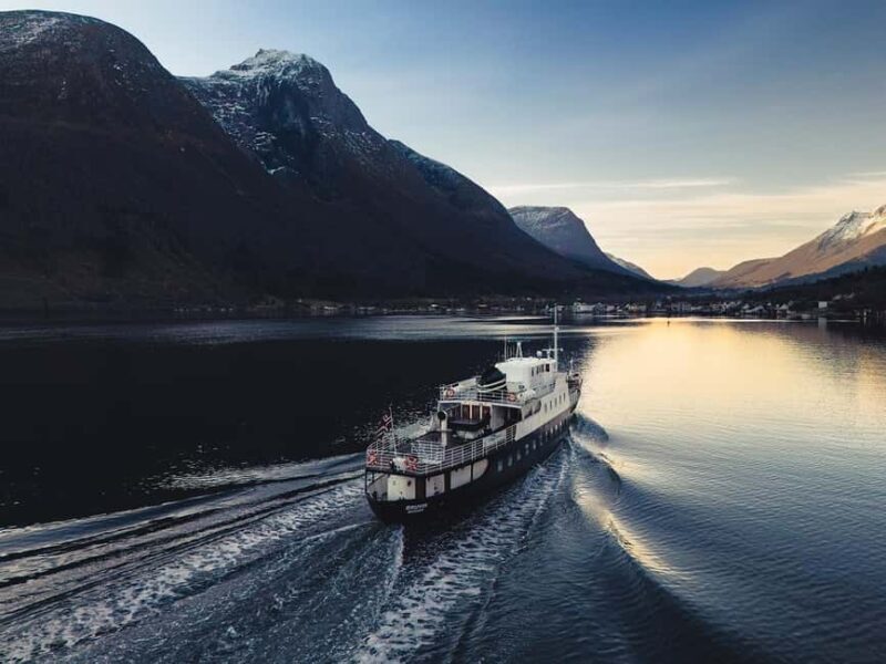 Ålesund: Fjord Tour & Gourmet Lunch at Rekkedal Gjestegard - Key Points