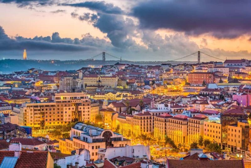 Alfama: Tuk Tuk Tour of Lisbon's Most Iconic Neighborhood Attractions - Key Points