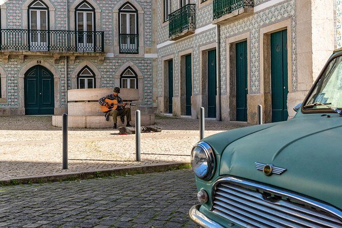 Alfama,Graça & Mouraria City Tour Through A Eye Of A Photographer - Price and Value