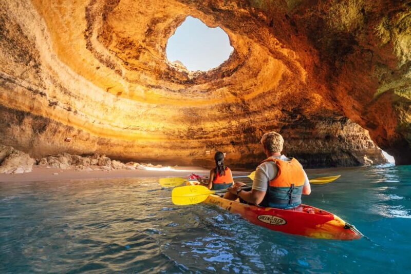 Algarve: Benagil Cave Sunrise Kayak Tour with Shower Use - Key Points
