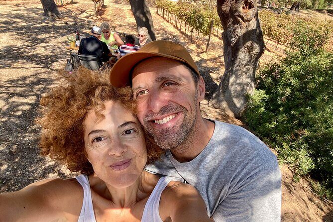 Algarve Romantic Vineyard Picnic in Carvoeiro - Algarve Romantic Vineyard Picnic in Carvoeiro: A Genuine Look