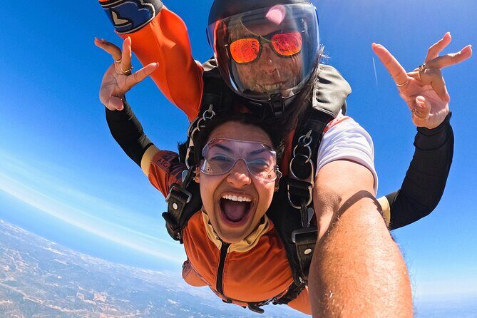 Algarve Tandem Skydive 10k ft (3000m) - What Makes This Skydiving Tour Stand Out