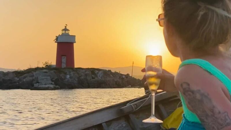 Alghero: sunset sailing tour with aperitif - Key Points