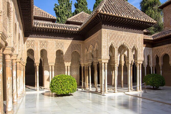 Alhambra a Jewel of Moorish Architecture - Key Points