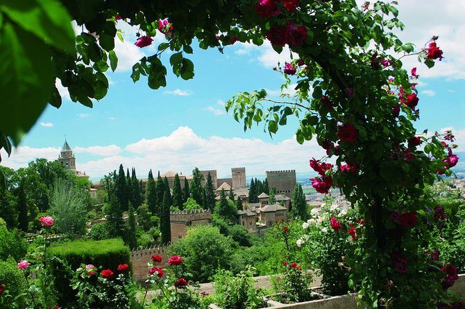 Alhambra and Generalife Skip-the-Line Ticket with Guide - Is This Tour Right for You?