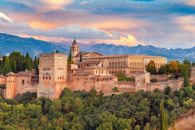 Alhambra and Nasrid Palaces: Private Tour through the Senses - Introduction