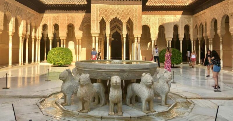 Alhambra: Guided Private Tour with Fast-Track Entry - The Practical Details
