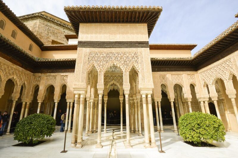 Alhambra, Nasrid Palaces, and Generalife 3-Hour Guided Tour - Practical Tips for Your Visit