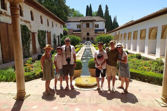 Alhambra: Private Tour for Families - FAQ