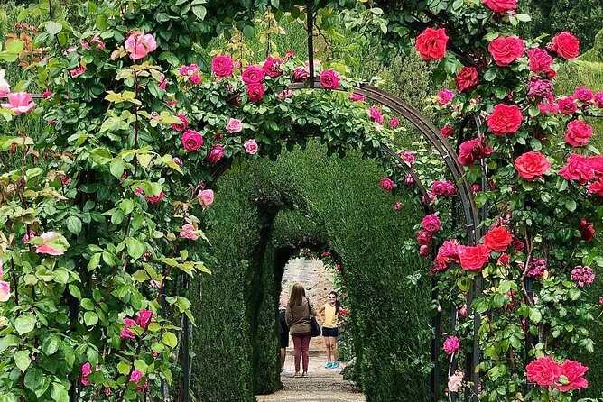 Alhambra Private Tour from Marbella: with Transport and skip-the-line tickets - FAQs