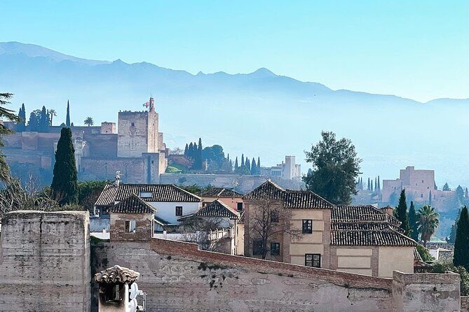 Alhambra Private Tour with tickets - FAQ