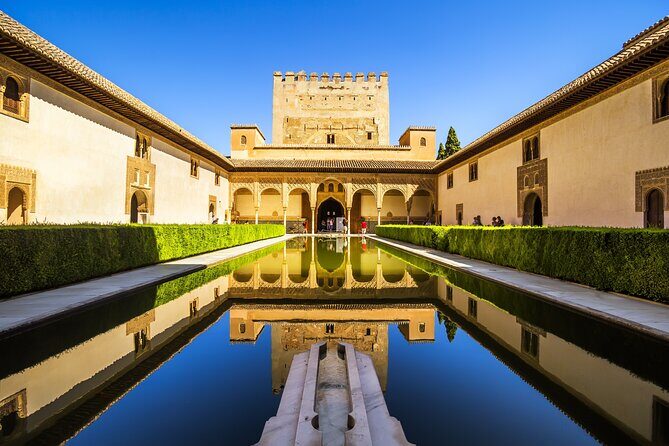 Alhambra skip-the-line tour: Nasrid Palaces, Alcazaba and Generalife - What to Expect from This Tour