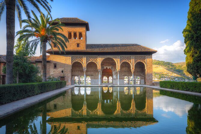 Alhambra skip-the-line tour: Nasrid Palaces, Alcazaba and Generalife - Who Will Love This Tour?