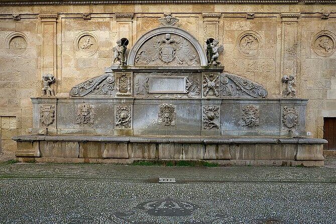 Alhambra tour with Generalife Palace and gardens - The Sum Up
