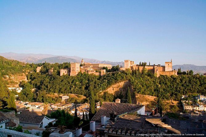 Alhambra with Nazaries Palaces Private Tour from Seville - The Core of the Experience: What You’ll Do