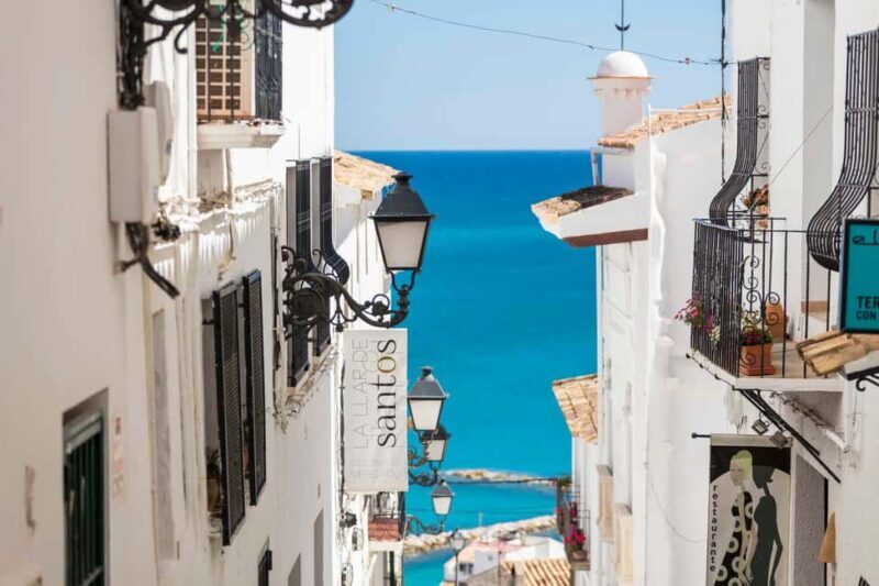 Alicante & Benidorm: Guadalest and Altea Private Tour by Car - Who is this tour best suited for?