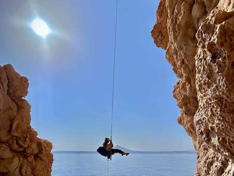 Alicante: Guided climbing "Erikindia" route - An introduction to the "Erikindia" climb