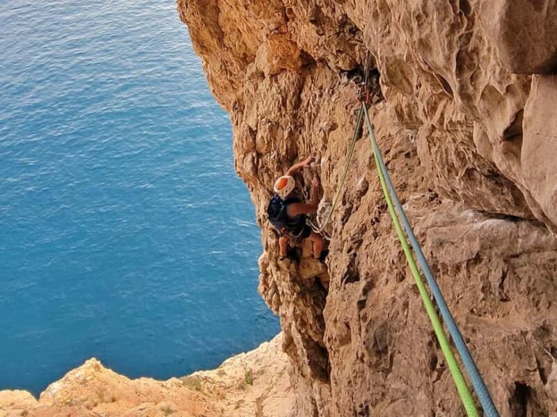 Alicante: Guided climbing "Parle" route - Key Points