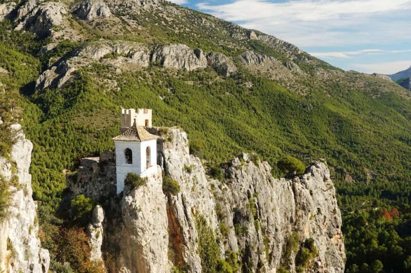 Alicante: Nature & Culture, Guadalest, Waterfalls & Wine - Key Points