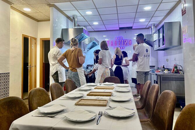 Alicante Paella Cooking Class, Tapas, Drinks and Marketplace - Discovering the Heart of Alicante’s Food Scene